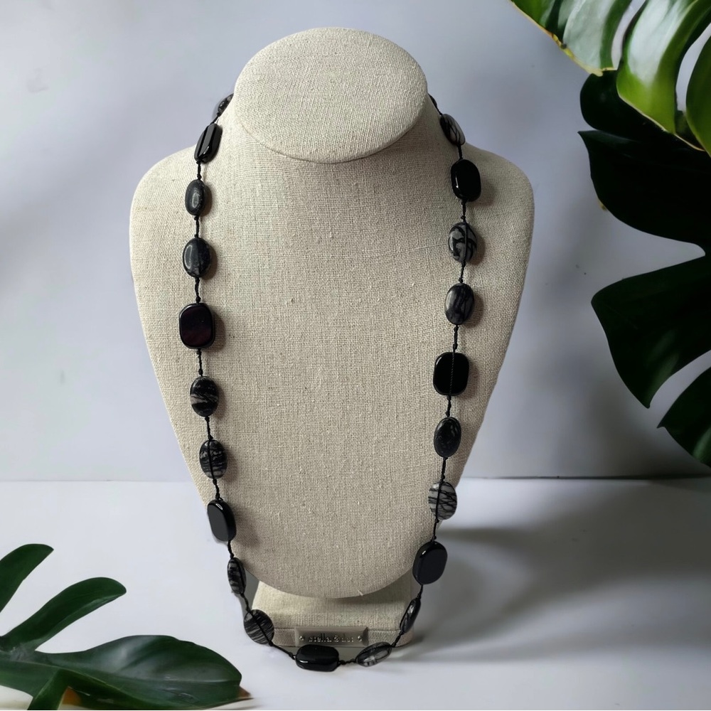 Necklace Individually Knotted Black Gray Lined Webbed Vein Smooth Stone Necklace